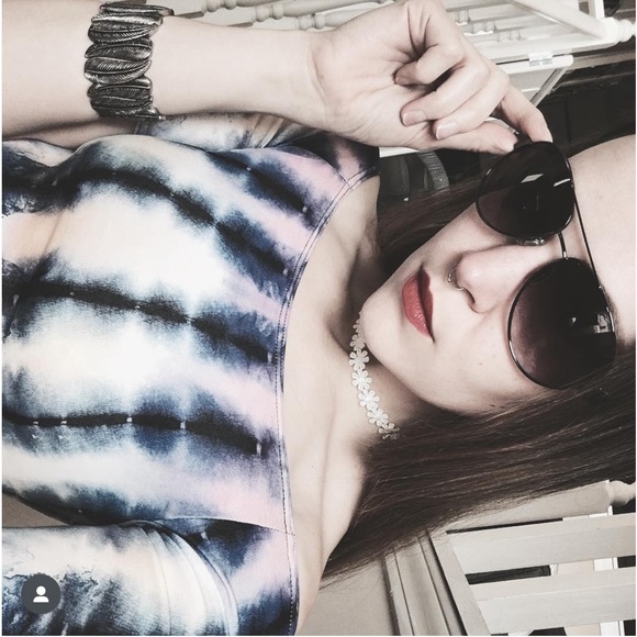 Black Milk Clothing size small to dye for off the shoulder crop - Picture 5 of 16